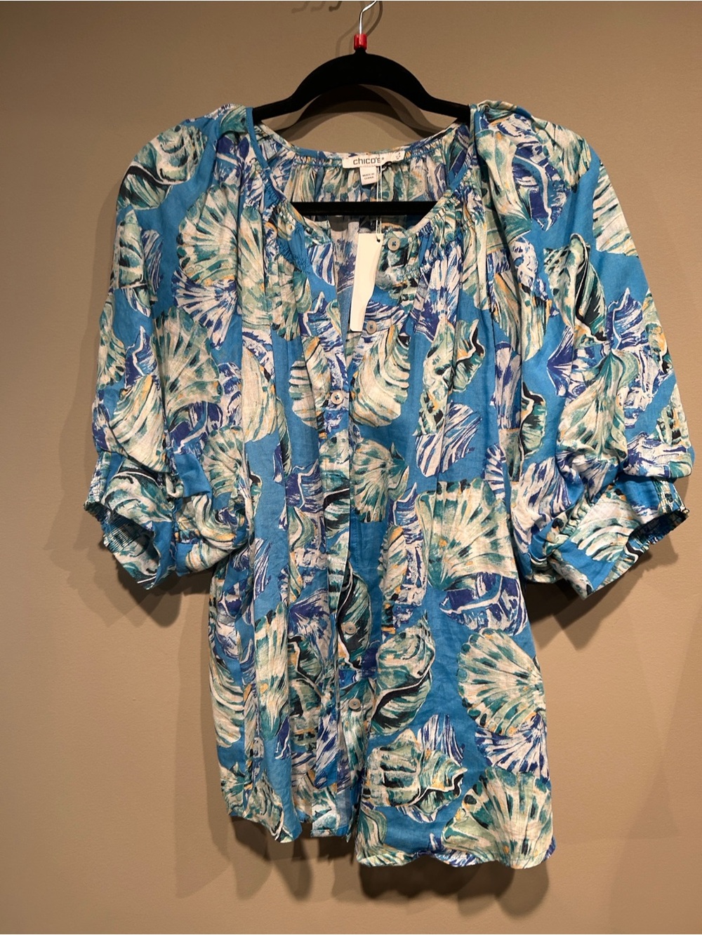 Chico's Blue & Seafoam Shell-Print Button Front Blouse